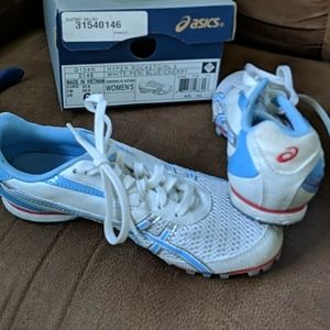 Asics 6 1/2 Spikes